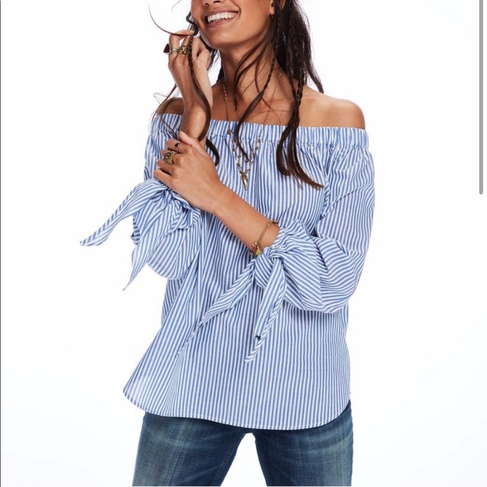 Scotch & Soda off shoulder striped top